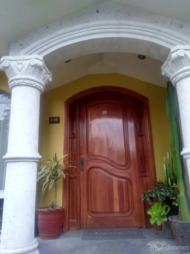ALQUILO AMPLIA Y BONITA CASA EN JLBYR — foto 4