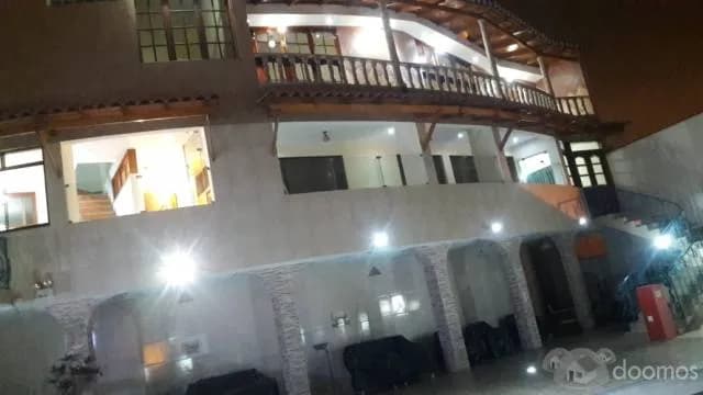 Venta Hermosa Casa 3 pisos 900m2 Casuarinas Sur - Surco — foto 1