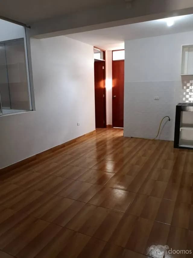 Se alquila departamento en estreno — foto 1