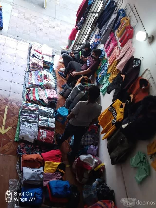 Se Alquila Local Comercial en Luna Pizarro Para Venta de Ropa — foto 3