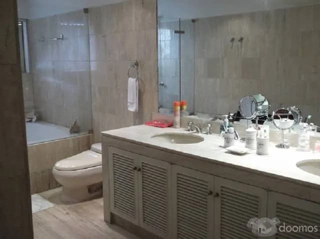 EXCLUSIVO DEPARTAMENTO FRENTE AL GOLF — foto 5