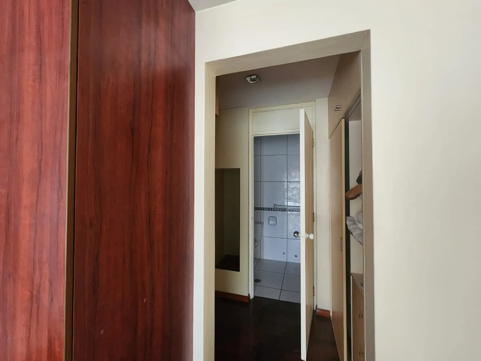 VENTA DE DEPARTAMENTO EN SURCO – EXCELENTE UBICACIÓN — foto 11