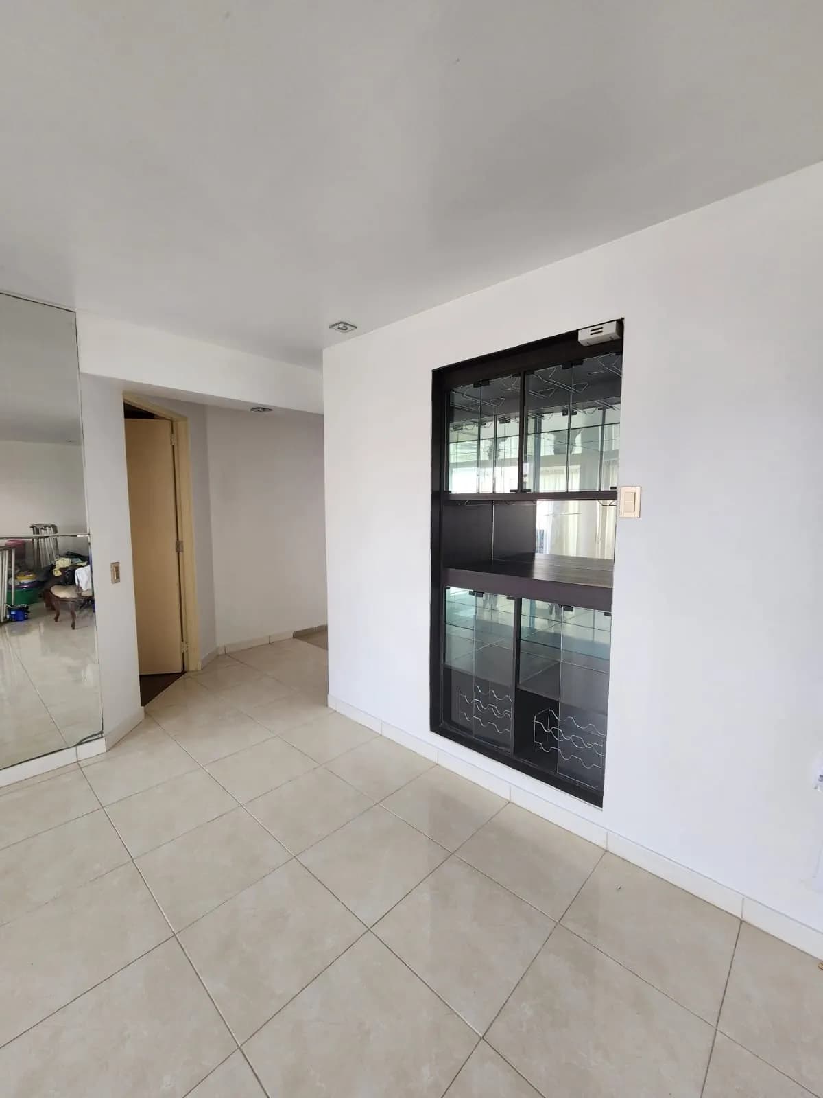 VENTA DE DEPARTAMENTO EN SURCO – EXCELENTE UBICACIÓN — foto 7