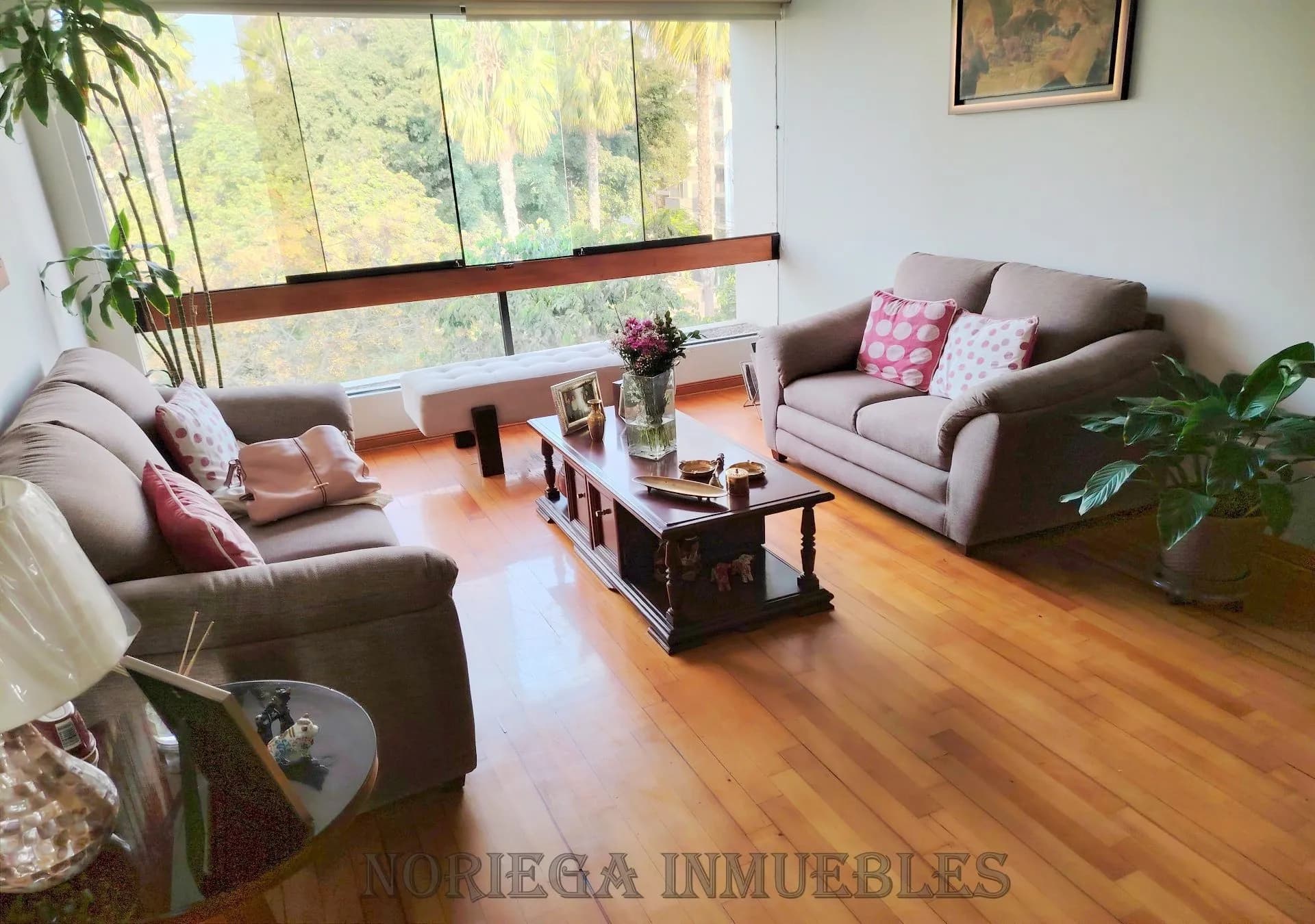 Surco. Dpto. 165 m2 + 35 m2 Terraza + 2 Cocheras. US$ 255,000.- — foto 2