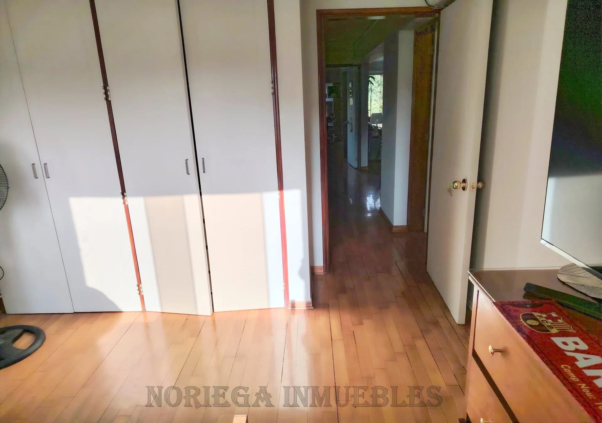 Surco. Dpto. 165 m2 + 35 m2 Terraza + 2 Cocheras. US$ 255,000.- — foto 12