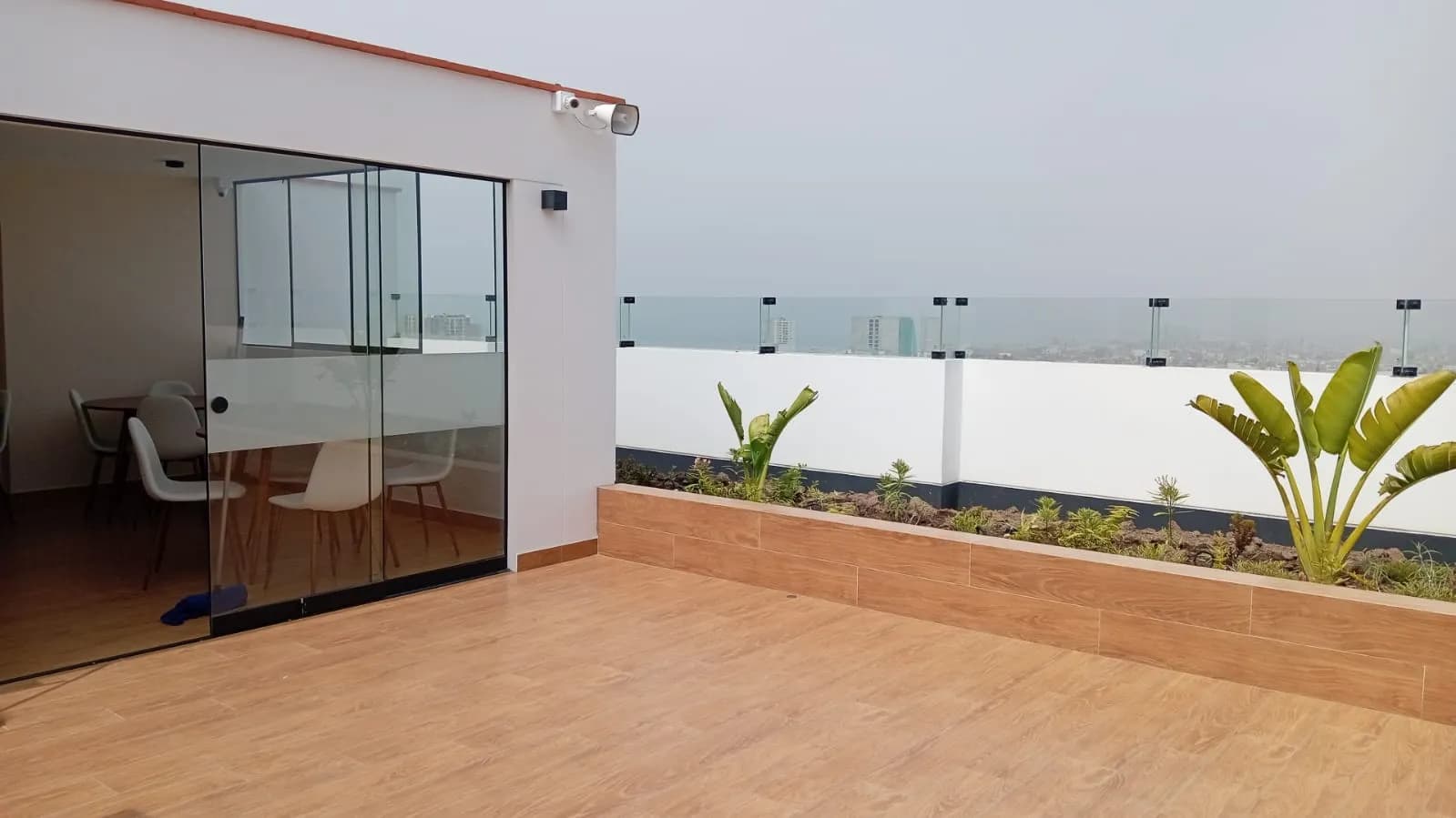 DEPARTAMENTO DE ESTRENO + COCHERA Y DEPOSITO — foto 2