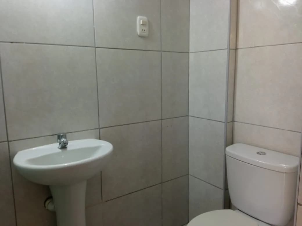 Venta de amplio Departamento independiente en Salamanca de Monterrico — foto 11
