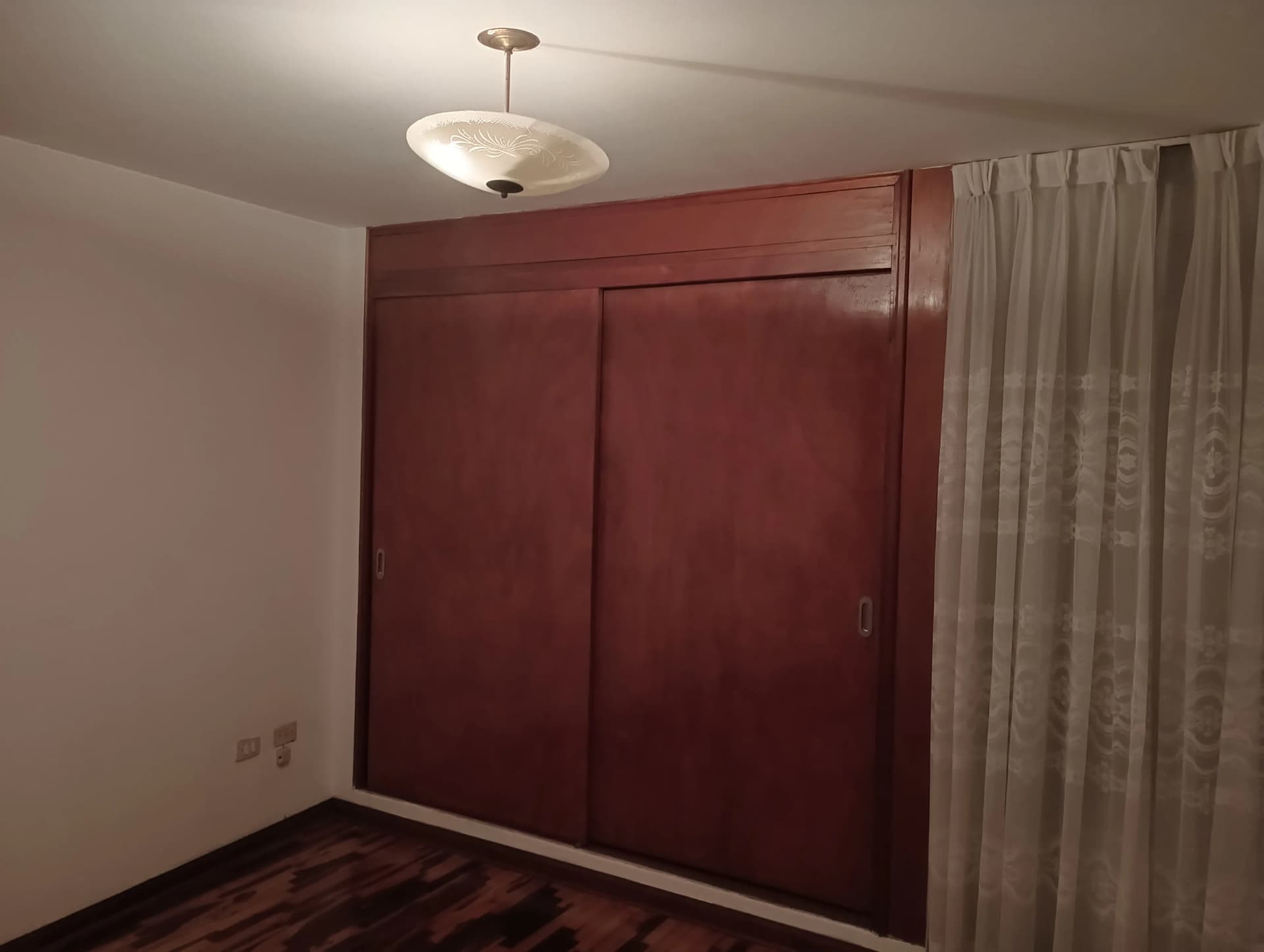 Departamento en Segundo Piso con Cochera — foto 3