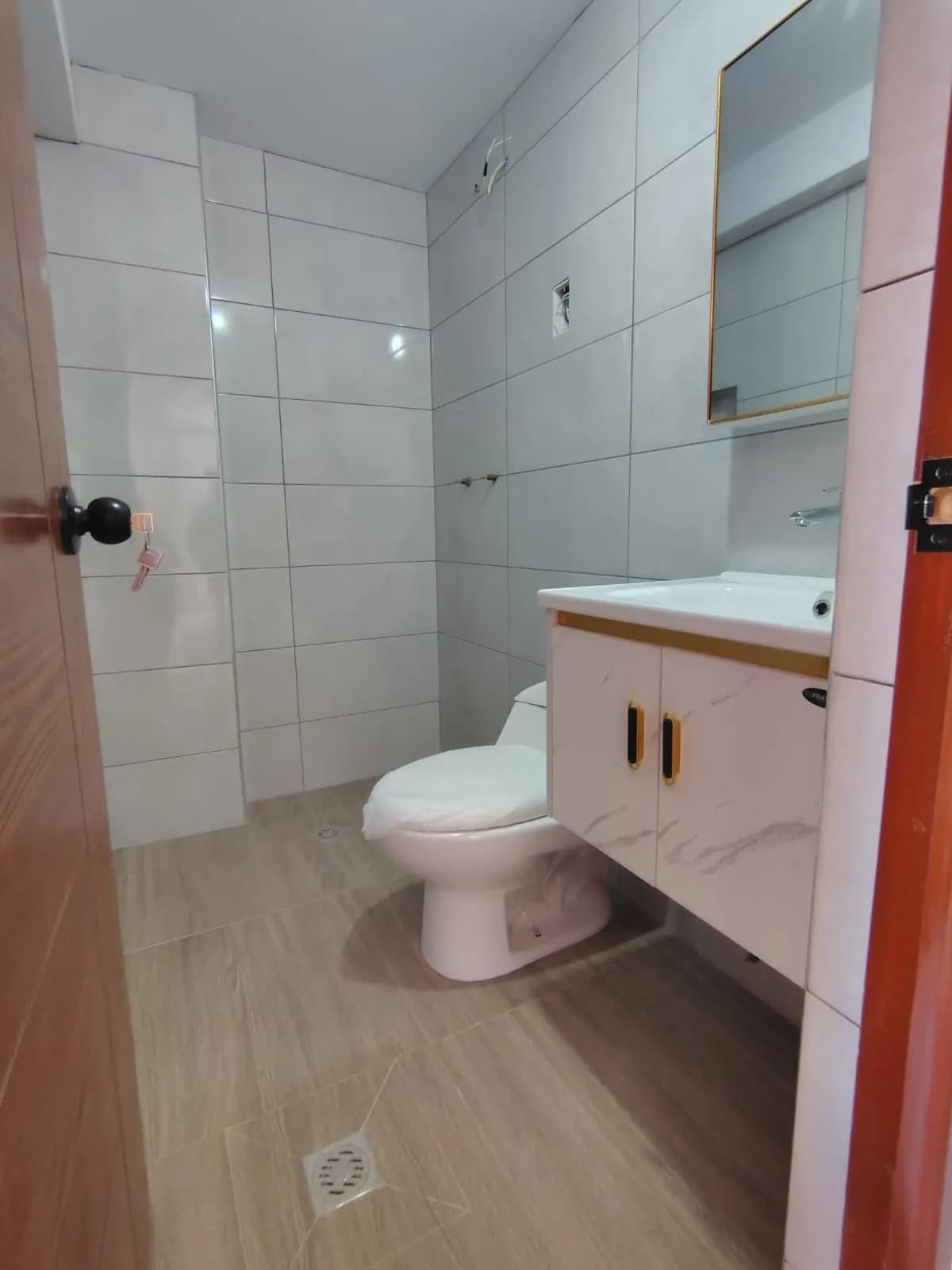 Se Vende Lindos Depas de 3 dormitorios cerca a la Urb. La Merced — foto 5