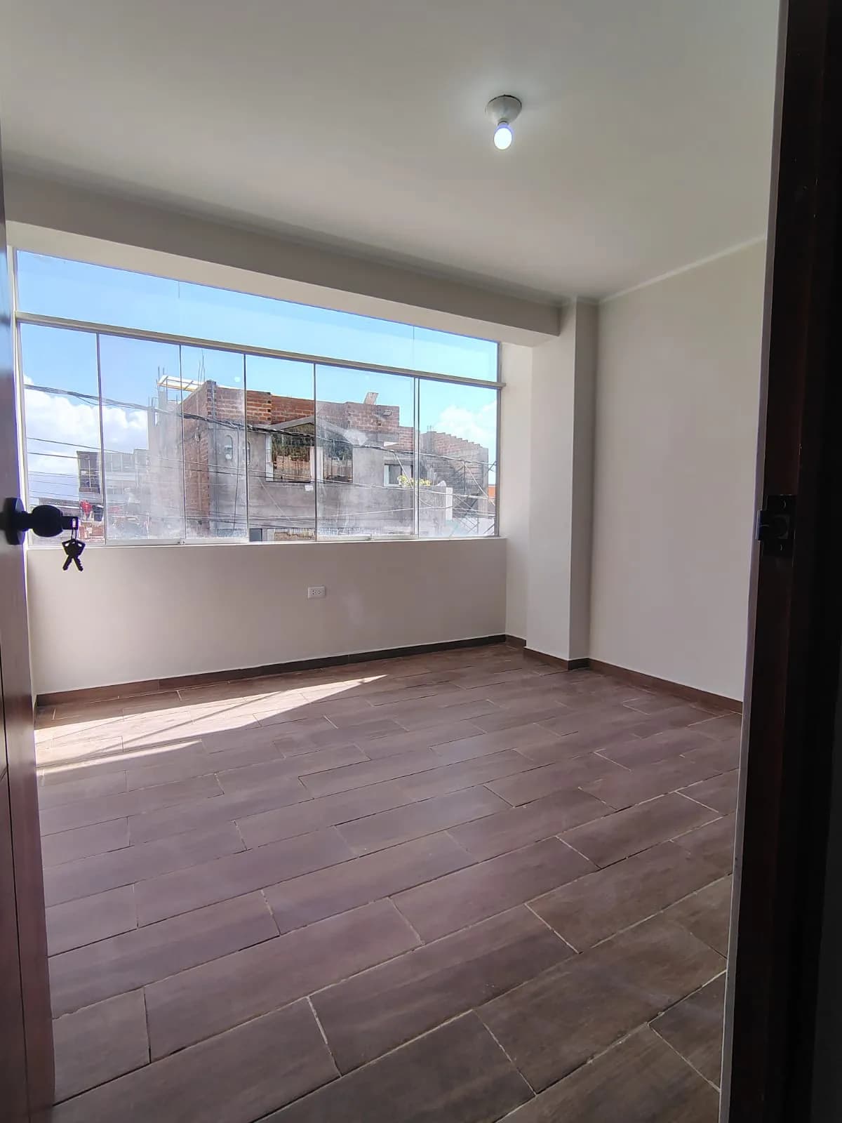 Se Vende Lindos Depas de 3 dormitorios cerca a la Urb. La Merced — foto 2
