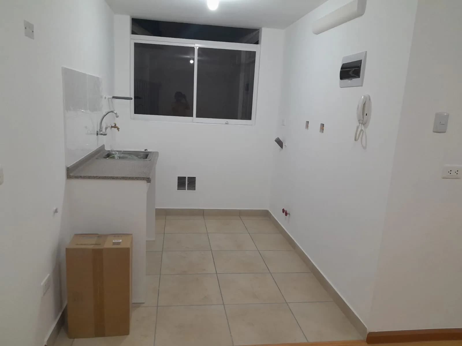 VENDO MODERNO DEPARTAMENTO EN CONDOMINIO  LAS PRADERAS – COMAS — foto 4