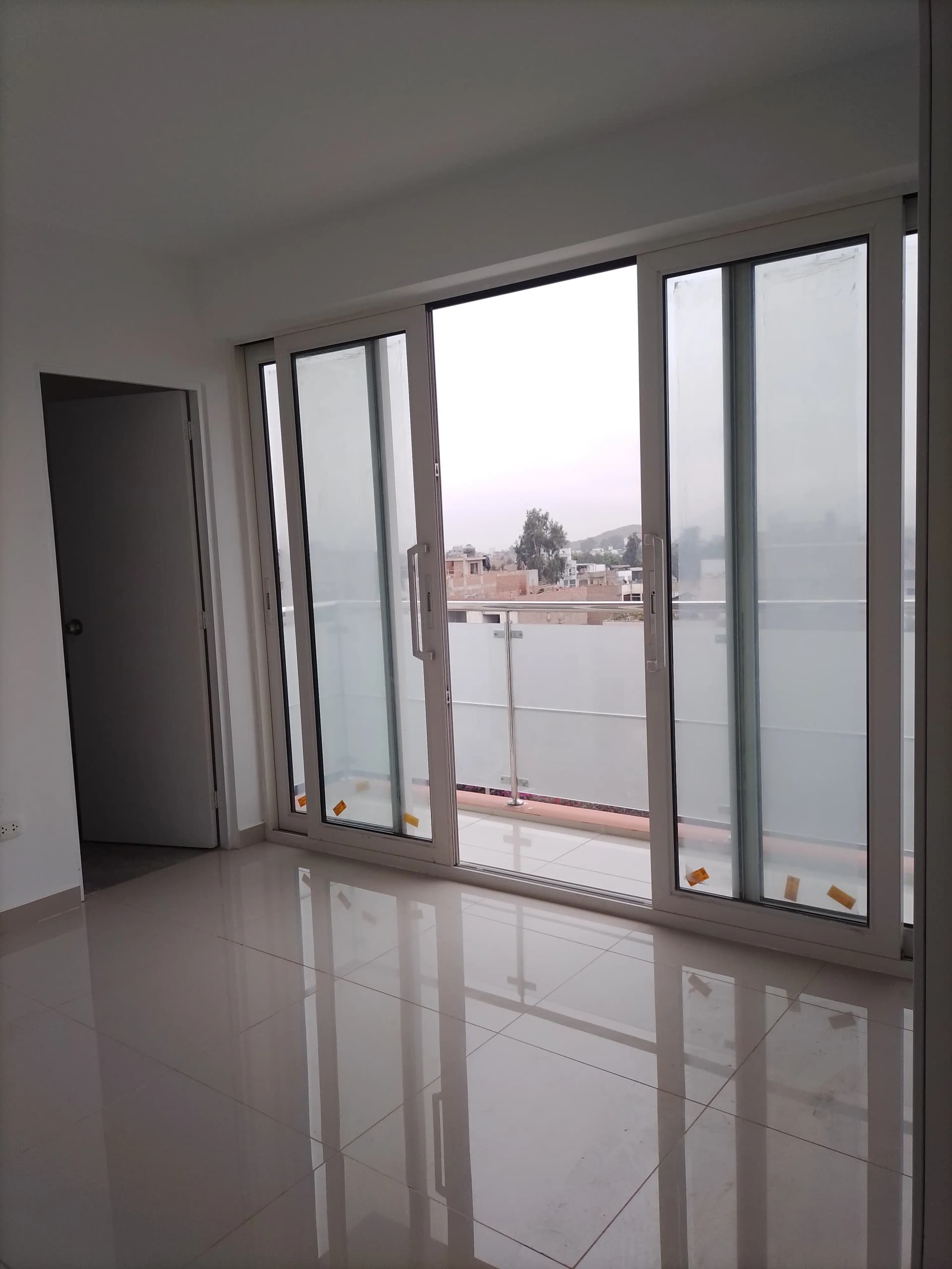 Venta depa 3 habitaciones más cochera en Límite La Molina — foto 8