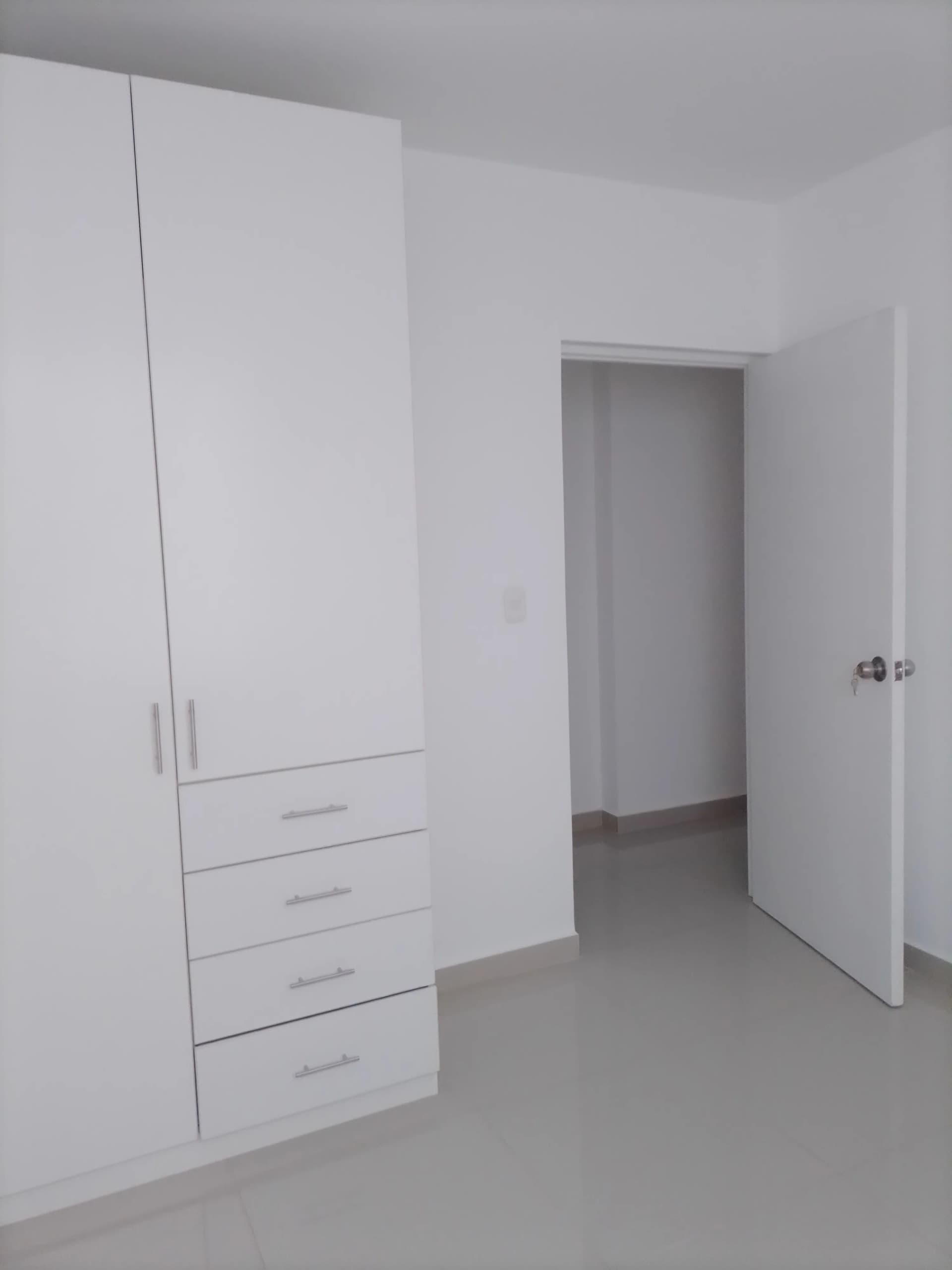 Venta depa 3 habitaciones más cochera en Límite La Molina — foto 9
