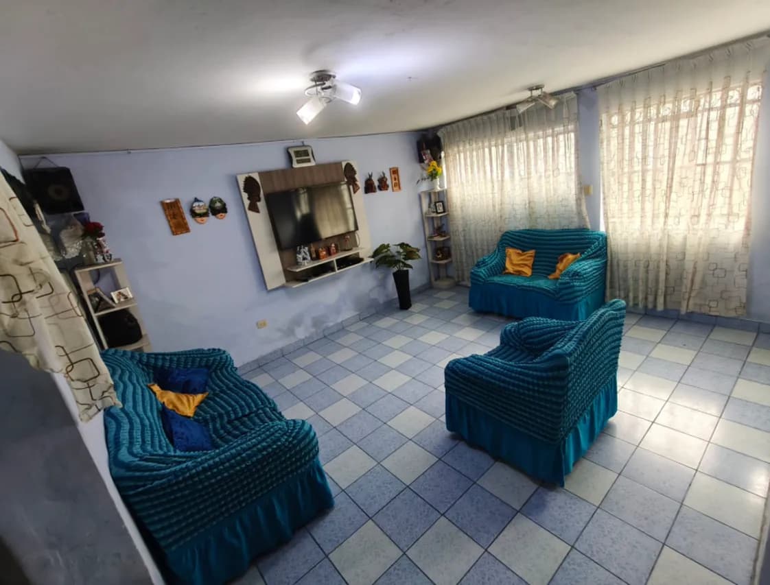 VENTA DE CASA DE 3 PISOS + AZOTEA — foto 2