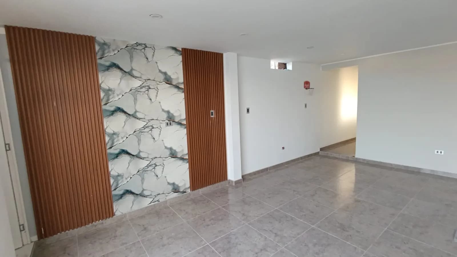SE ALQUILA CASA EN SEGUNDO PISO EN CHINCHA ALTA — foto 5