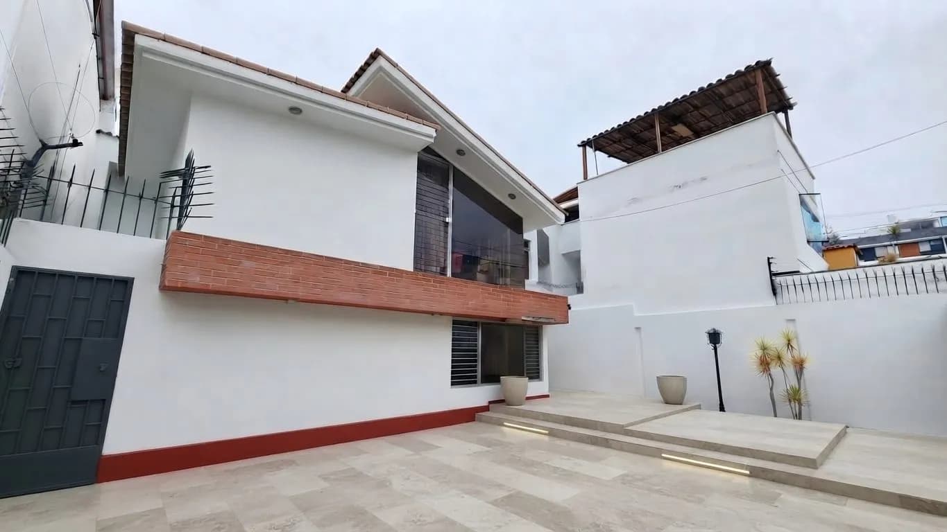 REMATO CASA SAN BORJA 300 mt2 2 PISOS — foto 4
