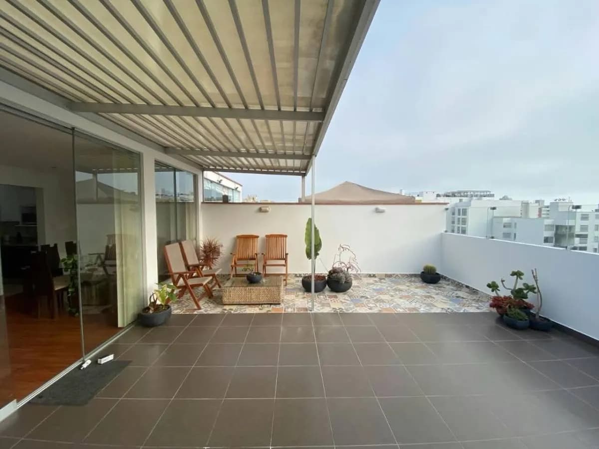 HERMOSO DUPLEX . EN VENTA MIRAFLORES - CALLE GRAU — foto 1