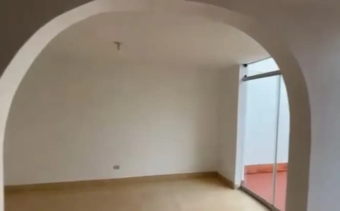 casa de 3 pisos con 5 habitaciones en chiclayo — foto 14