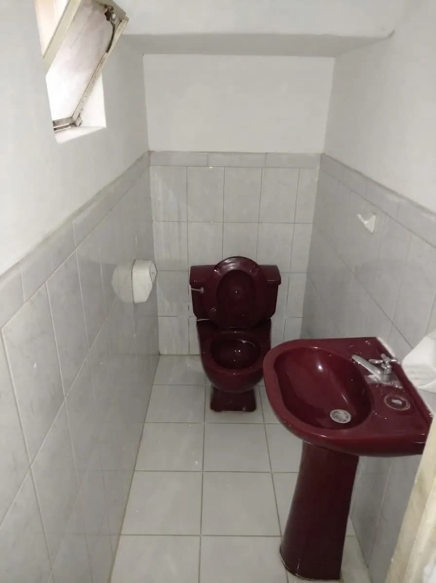 SE ALQUILA LOCAL PARA OFICINA O ALMACÉN — Cercado de Lima — foto 5