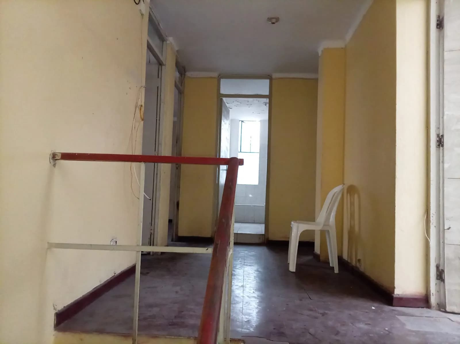 SE ALQUILA LOCAL PARA OFICINA O ALMACÉN — Cercado de Lima — foto 3