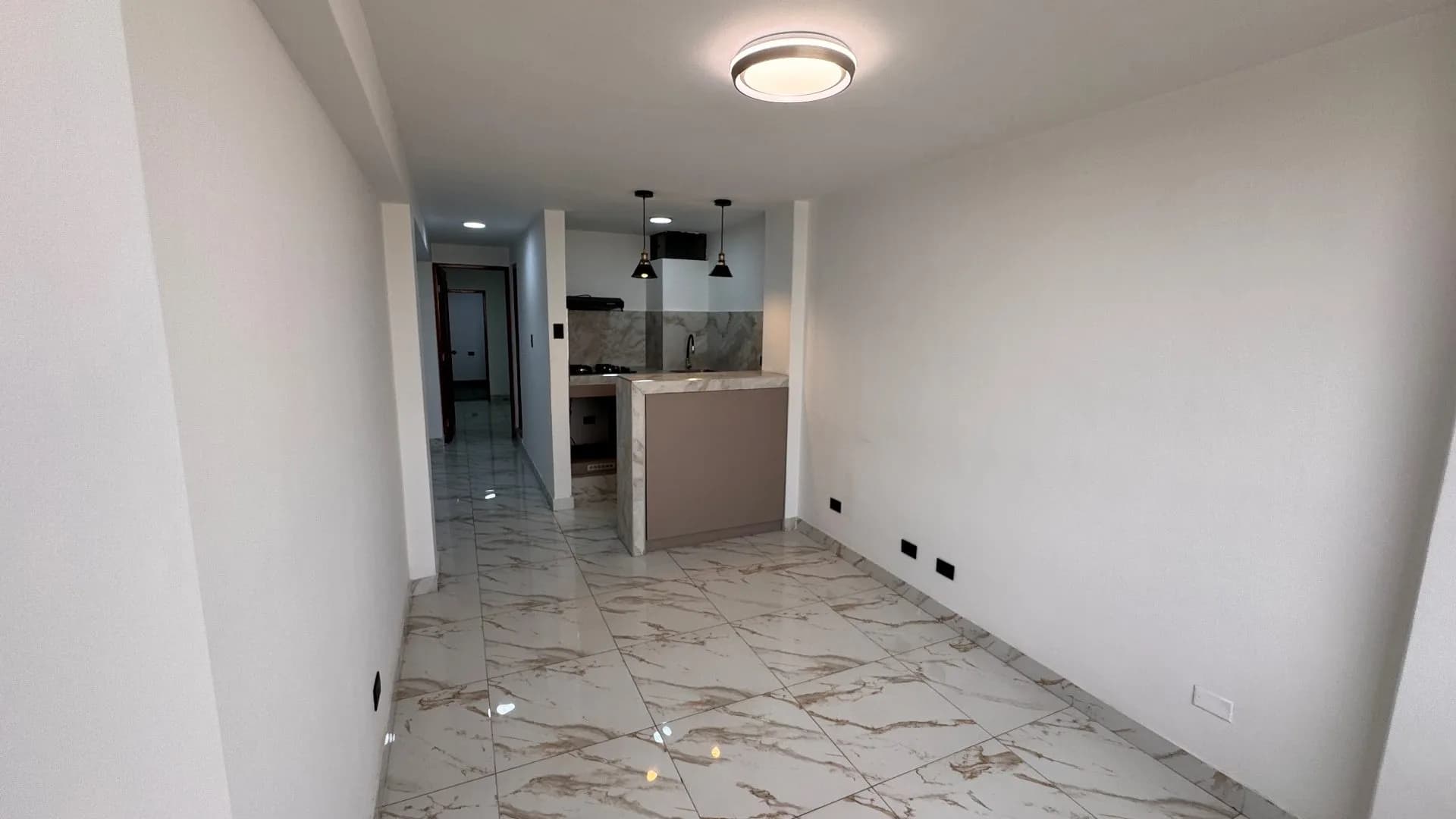 Departamento en alquiler en Miraflores – 90 m², 2 dormitorios — foto 1
