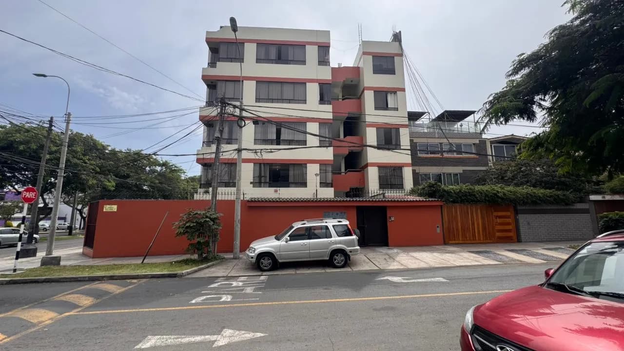 Departamento en alquiler en Miraflores – 90 m², 2 dormitorios — foto 13