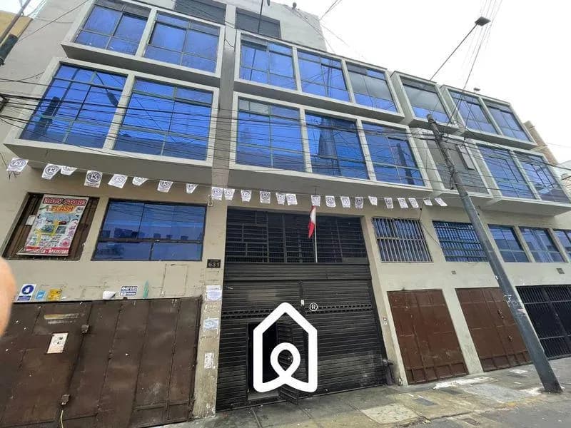 LOCAL COMERCIAL EN VENTA EN EL CENTRO DE LIMA — foto 1