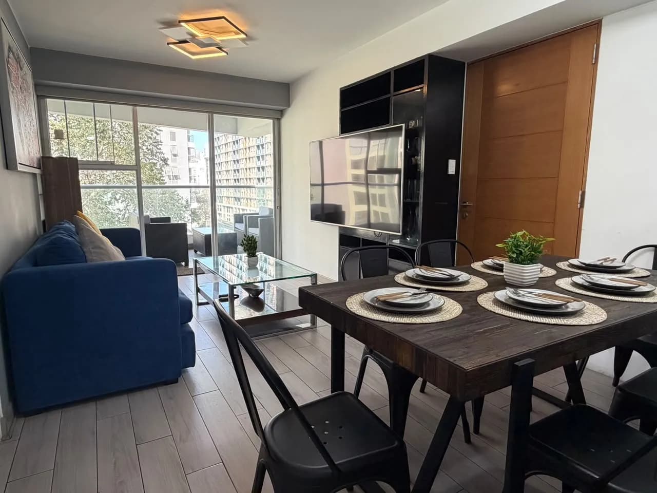 Moderno dpto amoblado en venta en JM — foto 1
