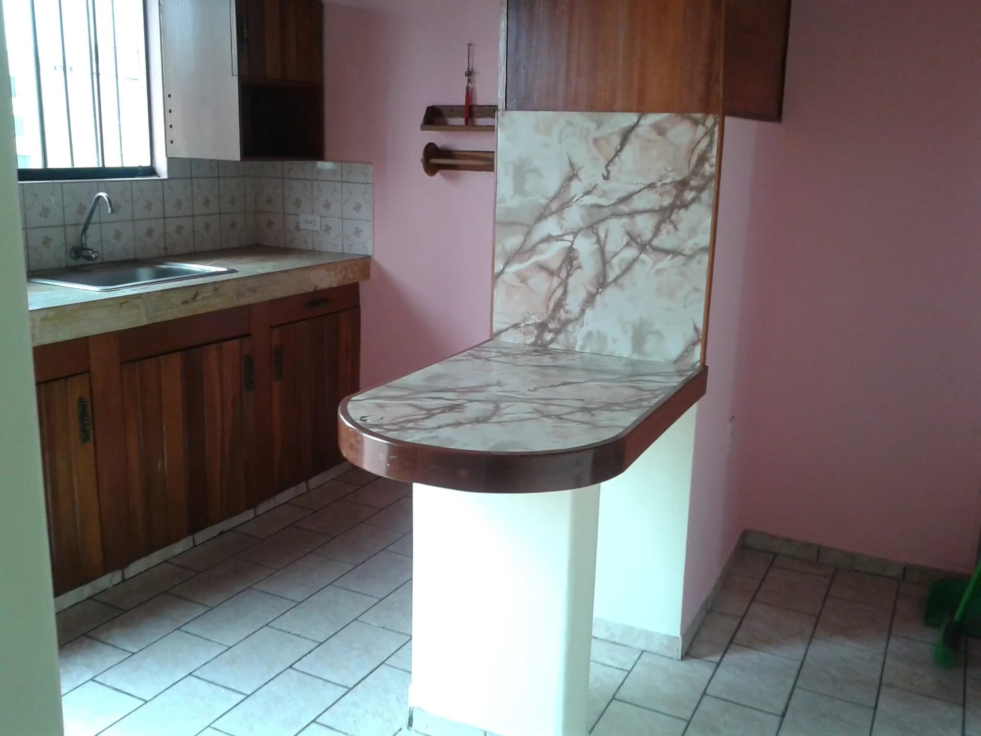 VENDO 3 MINIS DPTOS EN 4 PISO URB. SAN BORJA SUR — foto 3