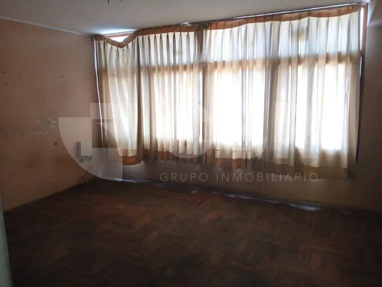 VENTA CASA COMO TERRENO EN SURCO — foto 2