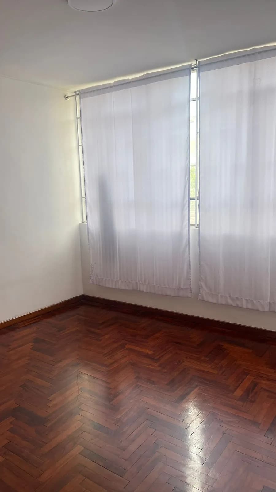 VENTA OCASION DEPA 2DO PISO URB. ELIO USD 180,000 — foto 3