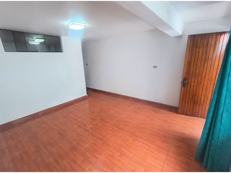 SURQUILLO DEPARTAMENTO EN VENTA PRIMER PISO — foto 4