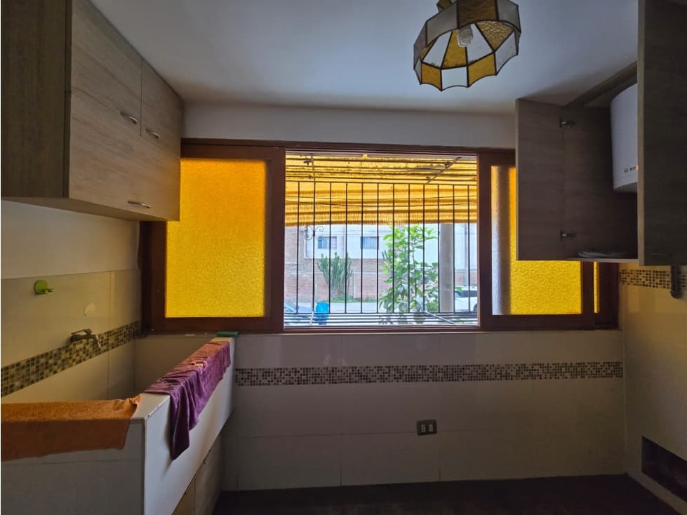 VENDO FUNCIONAL DEPARTAMENTO DE 3 DORMITORIOS EN LA CALERA, SURQUILLO — foto 3