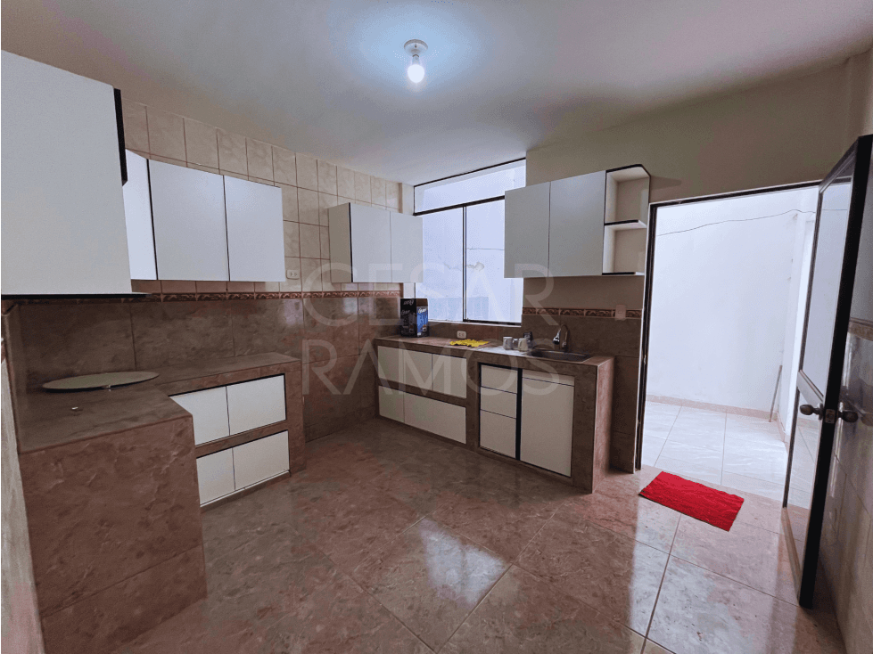 ALQUILO CASA EN CALLE MARÍA AUXILIADORA SULLANA — foto 4