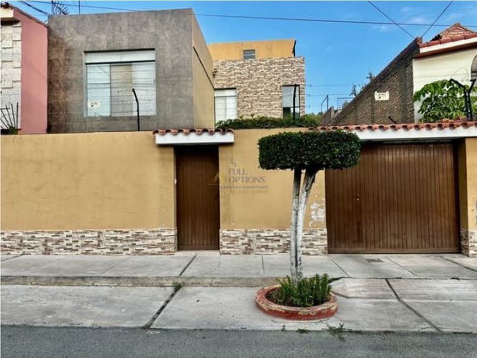 CASA AMPLIA CON JARDIN EN SACHACA — foto 1