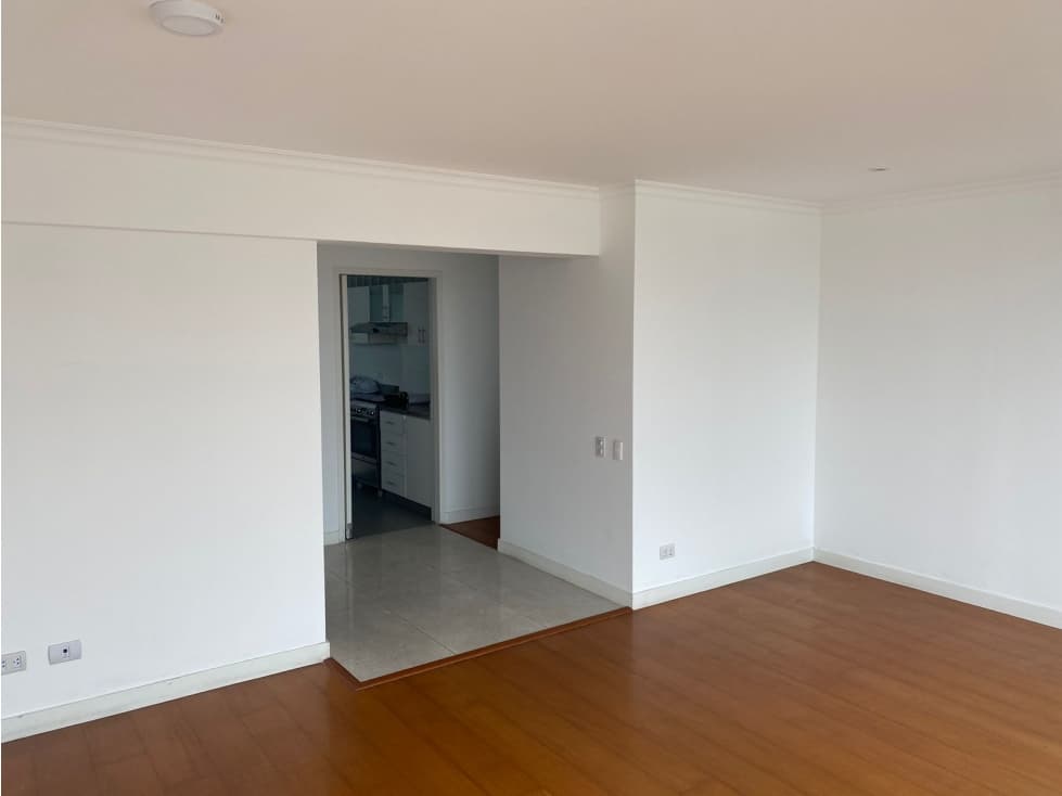 AMPLIO DÚPLEX EN MIRAFLORES — foto 2