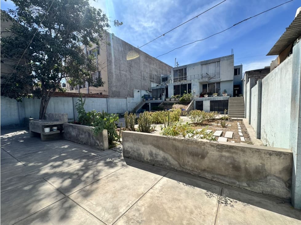 TERRENO COMERCIAL EN EL CENTRO DE AQP — foto 3
