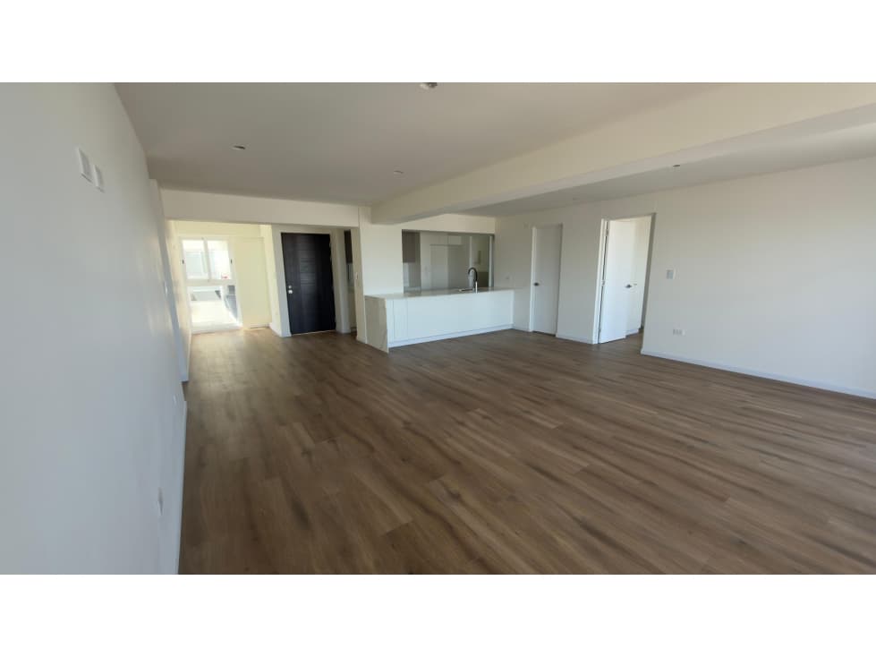 DEPARTAMENTO DE LUJO EN AV CAYMA — foto 6