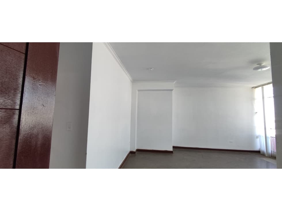 VENDO O ALQUILO AV. SANCHEZ CERRO — foto 2