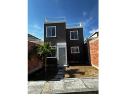 EN VENTA LINDA CASA DE ESTRENO EN MONTE VERDE