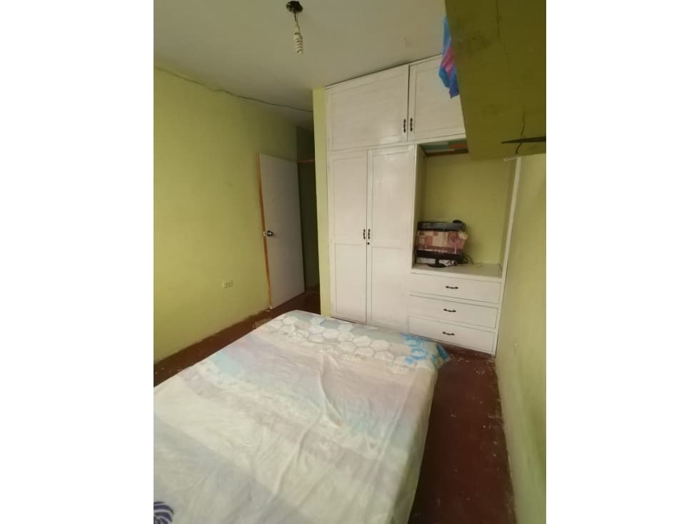 EN VENTA CASA DE DOS PISOS ALMIRANTE M.G — foto 6