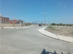 VENDO TERRENO EN LAS COLINAS DE PIURA