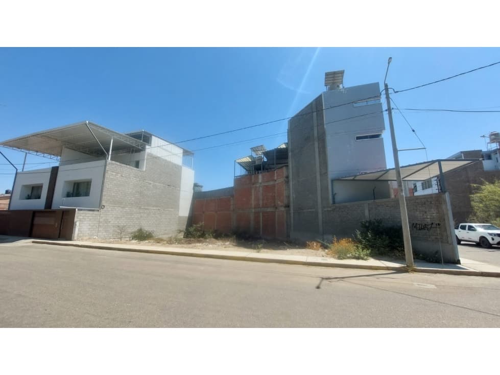 VENDO TERRENO EN MIRAFLORES COUNTRY CLUB — foto 2