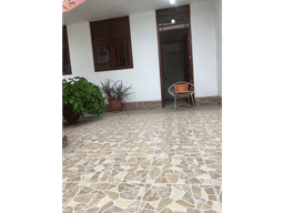 ALQUILO AMPLIO DEPA 1er PISO EN SANTA MARIA