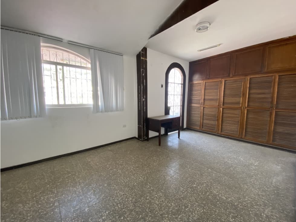 ALQUILO O VENDO CASA CÉNTRICA EN LA CLARK — foto 5