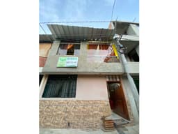 VENDO CASA DE DOS PISOS EN SOL DE PIURA