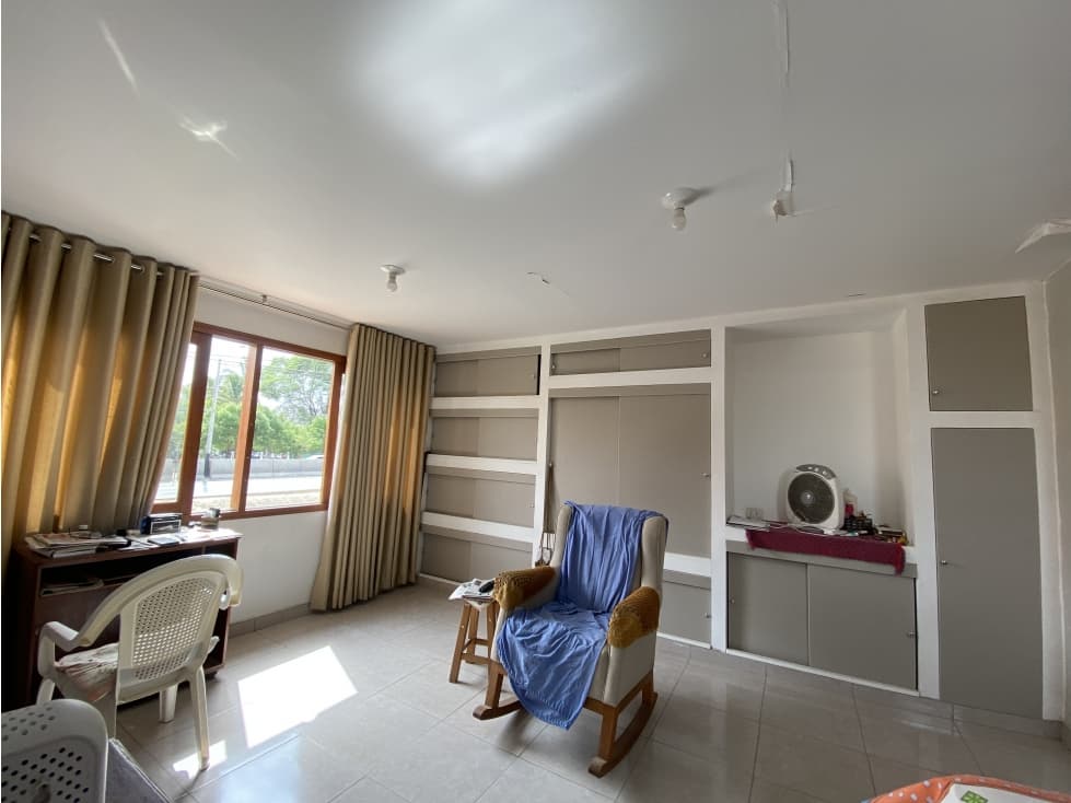 VENDO O ALQUILO AMPLIA CASA EN AV. SÁNCHEZ CERRO — foto 6