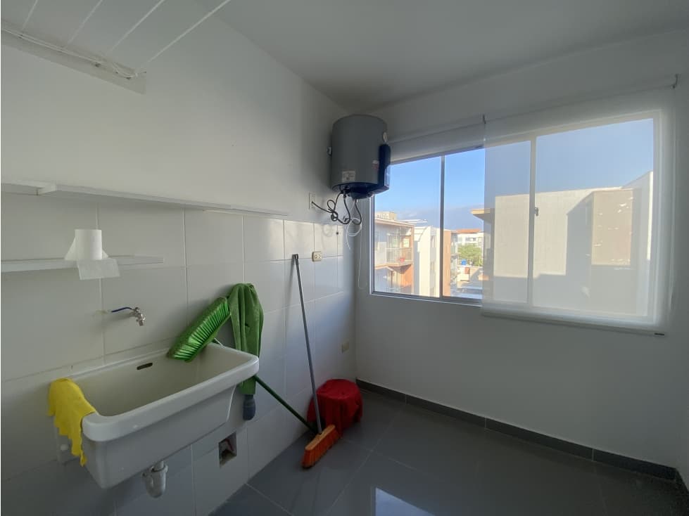 EN VENTA AMPLIÓ DEPARTAMENTO EN LAGUNAS DEL CHIPE — foto 5
