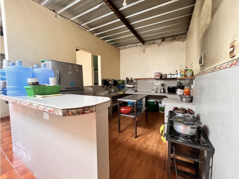 VENDO CASA EN ALMIRANTE MIGUEL GRAU, CASTILLA — foto 4