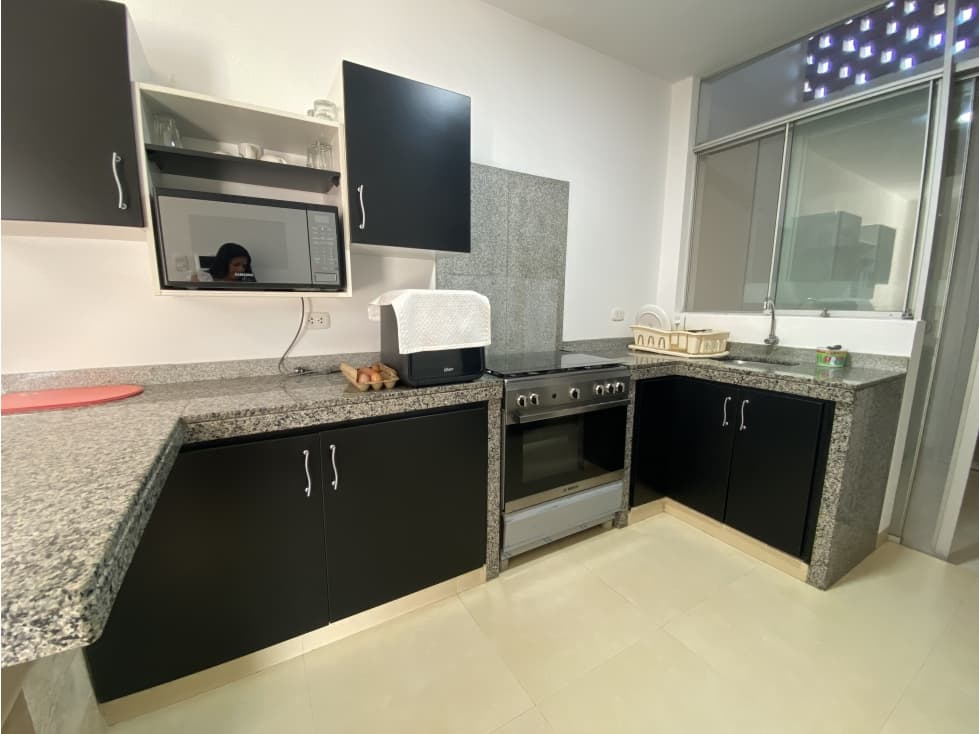 EN VENTA CASA CON PISCINA EN EJIDOS — foto 5